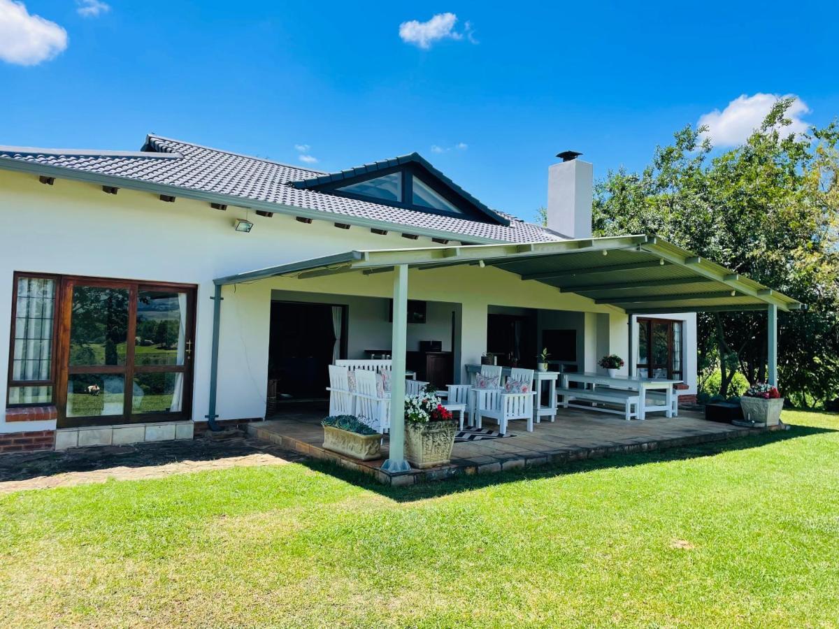 Porterfield Guest House, Champagne Valley Екстер'єр фото
