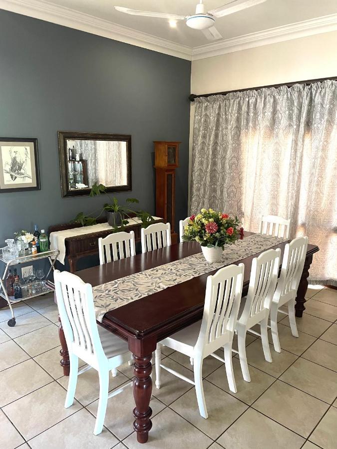 Porterfield Guest House, Champagne Valley Екстер'єр фото