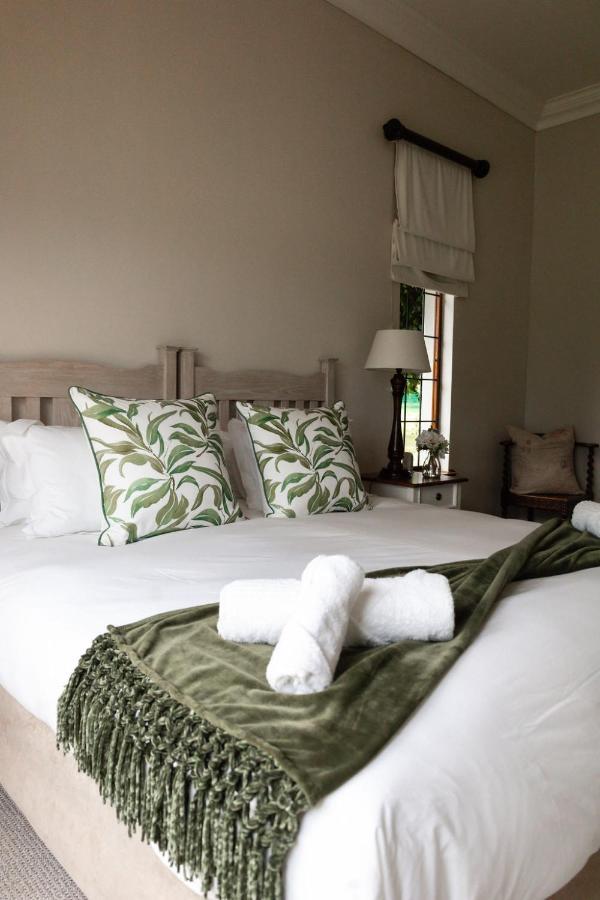 Porterfield Guest House, Champagne Valley Екстер'єр фото